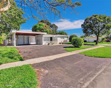1013 Se 14th Court - Photo Thumbnail 10