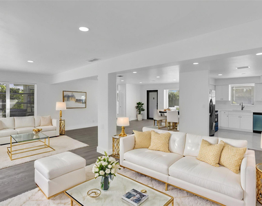 1013 Se 14th Court - Photo Thumbnail 2