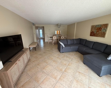 401 Se 3rd Street - Photo Thumbnail 18