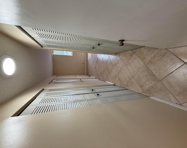 401 Se 3rd Street - Photo Thumbnail 25