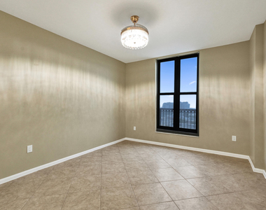 651 Okeechobee Boulevard - Photo Thumbnail 8