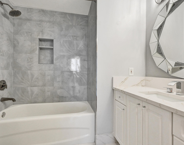 651 Okeechobee Boulevard - Photo Thumbnail 9