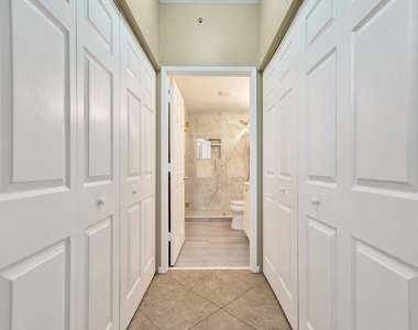 651 Okeechobee Boulevard - Photo Thumbnail 5