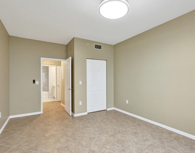 651 Okeechobee Boulevard - Photo Thumbnail 17
