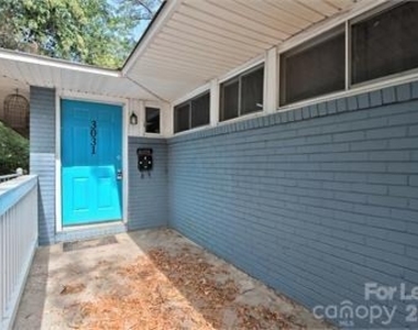 3031 Attaberry Drive - Photo Thumbnail 8