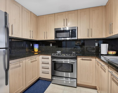 511 Se 5th Avenue - Photo Thumbnail 5