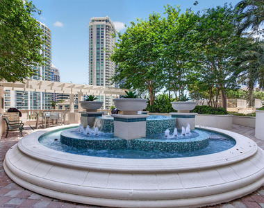511 Se 5th Avenue - Photo Thumbnail 38