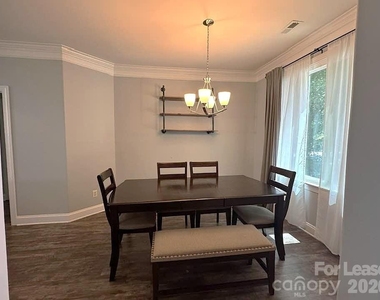6629 Tuskan Drive - Photo Thumbnail 10
