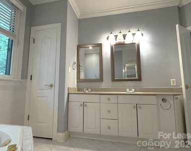 6629 Tuskan Drive - Photo Thumbnail 15