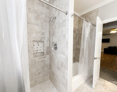 6629 Tuskan Drive - Photo Thumbnail 24