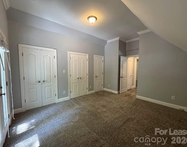 6629 Tuskan Drive - Photo Thumbnail 18