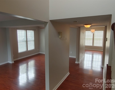 1901 Misty Vale Road - Photo Thumbnail 6