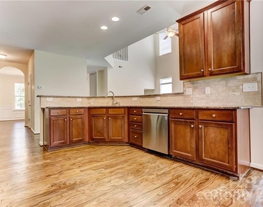 5067 Timber Falls Drive - Photo Thumbnail 6