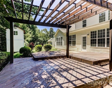 5067 Timber Falls Drive - Photo Thumbnail 16