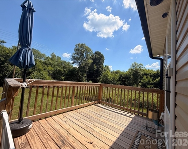 67 Travora Circle - Photo Thumbnail 16