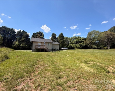 67 Travora Circle - Photo Thumbnail 19
