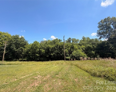 67 Travora Circle - Photo Thumbnail 18