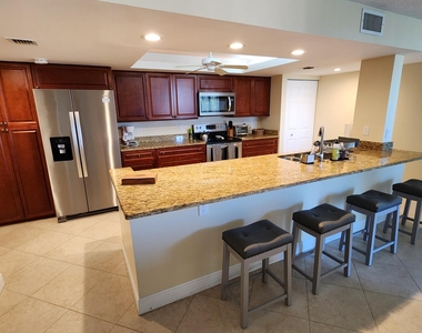 450 Egret Circle - Photo Thumbnail 14
