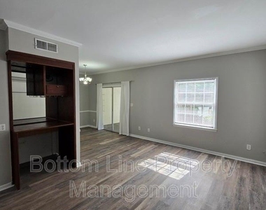 5949 Quail Hollow Road - Photo Thumbnail 4