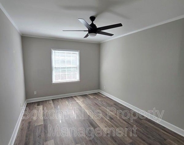 5949 Quail Hollow Road - Photo Thumbnail 17