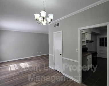 5949 Quail Hollow Road - Photo Thumbnail 8