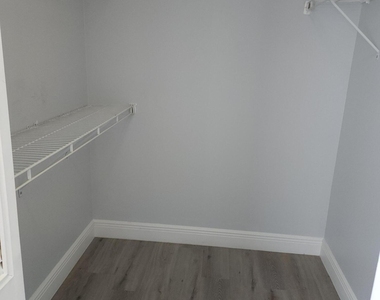 502 Shady Pine Way - Photo Thumbnail 22