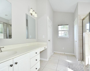 10014 Prosperity Point Lane - Photo Thumbnail 11