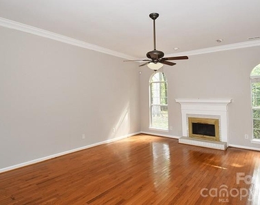 10014 Prosperity Point Lane - Photo Thumbnail 3