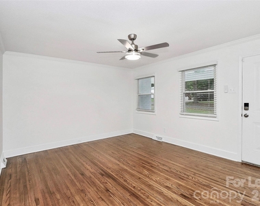 405 Pine Street - Photo Thumbnail 3