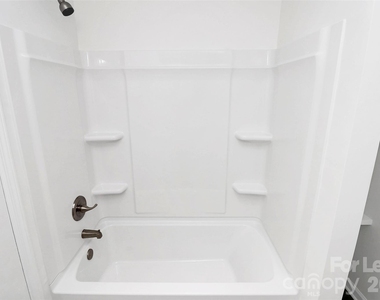 405 Pine Street - Photo Thumbnail 11