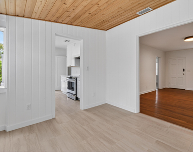 236 Greymon Drive - Photo Thumbnail 18