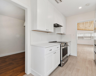 236 Greymon Drive - Photo Thumbnail 23