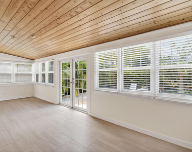 236 Greymon Drive - Photo Thumbnail 15