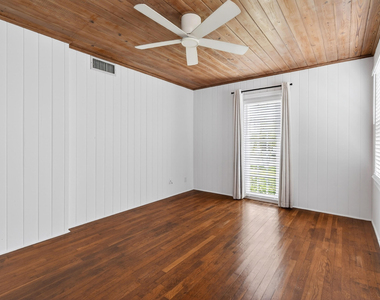236 Greymon Drive - Photo Thumbnail 33