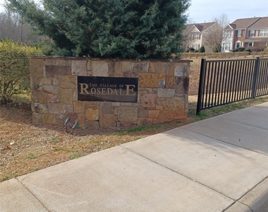 9572 Blossom Hill Drive - Photo Thumbnail 20