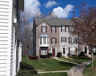 9572 Blossom Hill Drive - Photo Thumbnail 15