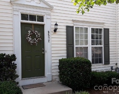 9572 Blossom Hill Drive - Photo Thumbnail 2