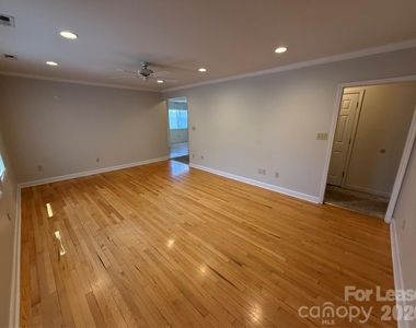 140 Watkins Street - Photo Thumbnail 6