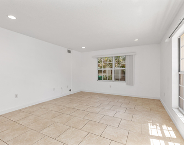 3525 Nw 114th Lane - Photo Thumbnail 27