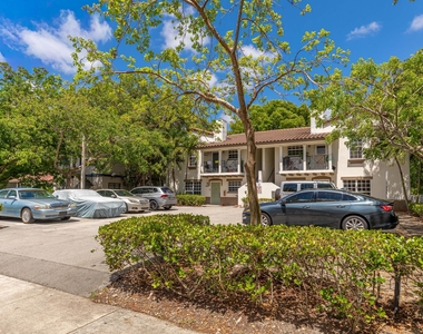 3525 Nw 114th Lane - Photo Thumbnail 32