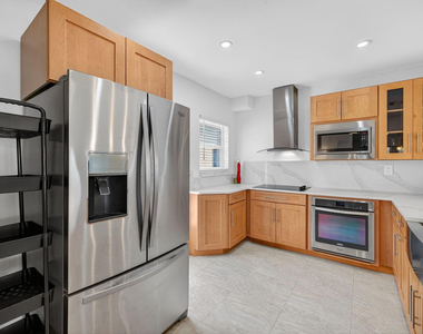 283 Imperial Lane - Photo Thumbnail 15
