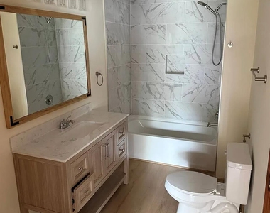 2885 Fair Oaks Drive - Photo Thumbnail 3