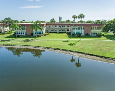 76 Royal Oak Drive - Photo Thumbnail 2