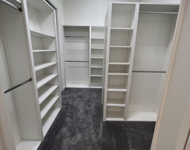 180 Barbados Drive - Photo Thumbnail 7