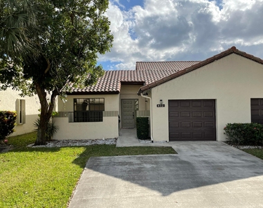 432 Ashwood Place - Photo Thumbnail 1