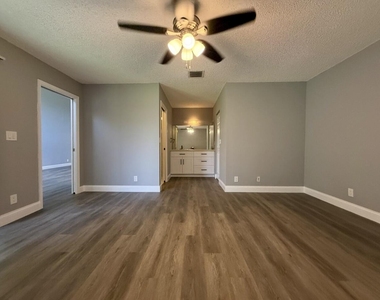 432 Ashwood Place - Photo Thumbnail 22