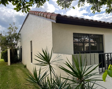 432 Ashwood Place - Photo Thumbnail 47