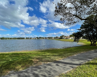 432 Ashwood Place - Photo Thumbnail 60