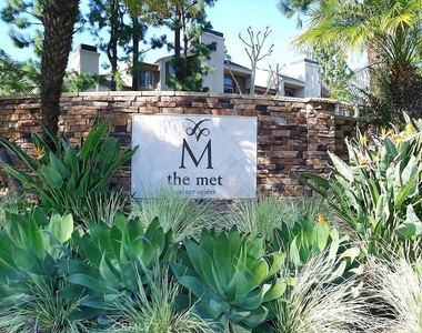 21500 Burbank - Photo Thumbnail 15