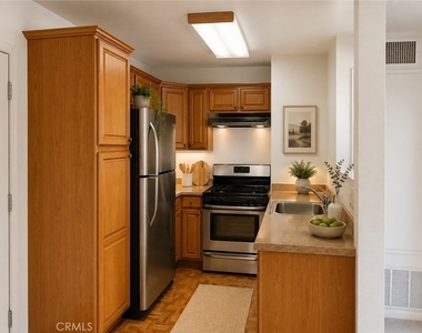 21500 Burbank - Photo Thumbnail 4